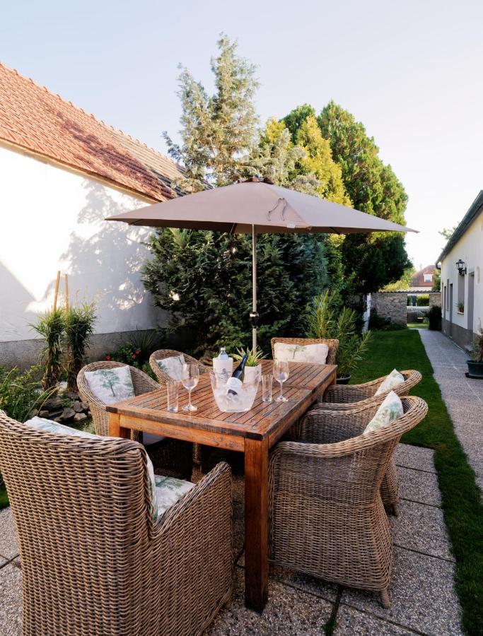 Tilda & Toni Ferienhaus Villa Oslip Exterior photo
